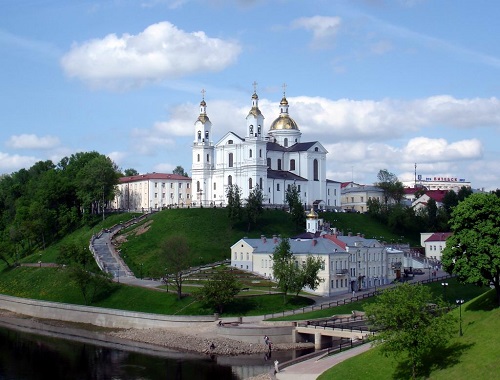 Обивка, перетяжка, уборка, кирпичи в Витебске